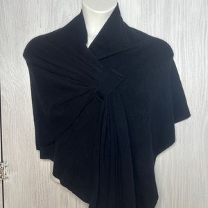 Top It Off Keyhole Wrap